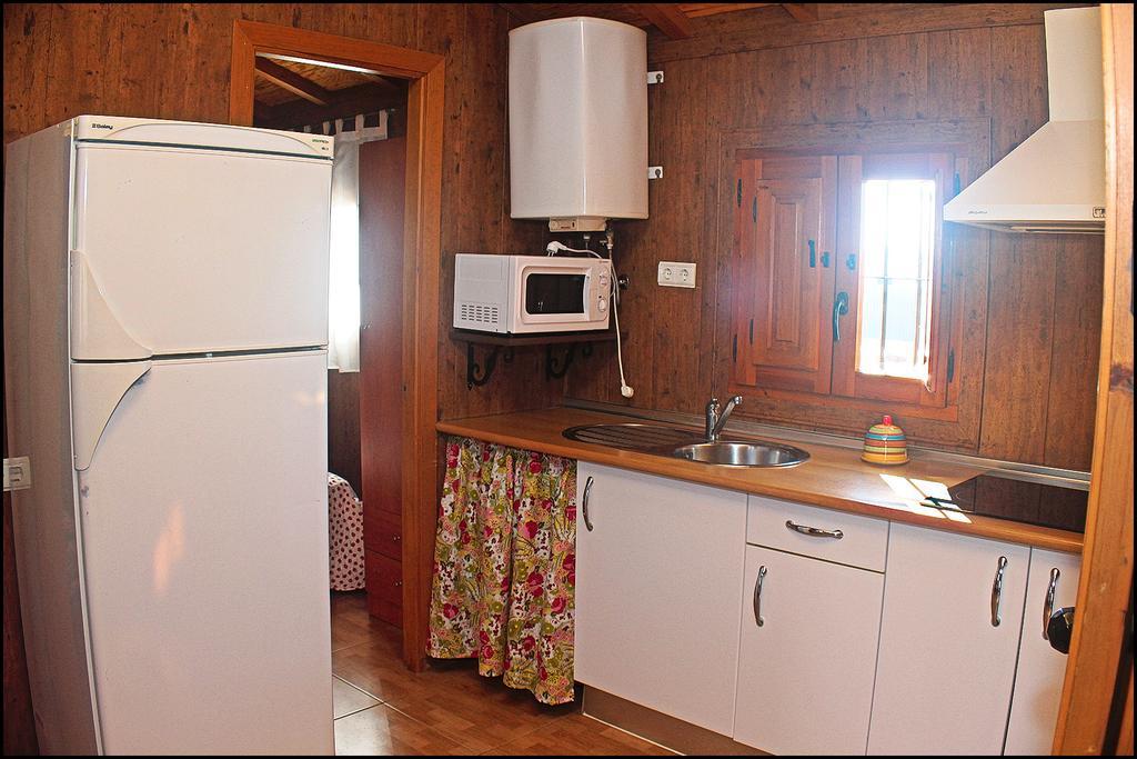 Bungalow Curro Pareja 131 Conil De La Frontera Exteriör bild