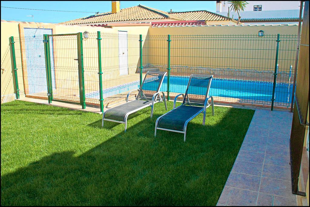 Bungalow Curro Pareja 131 Conil De La Frontera Exteriör bild